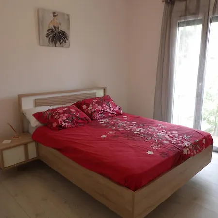 בית נופש St Cyprien Charmante Maison Proche Du Port סן סיפריאן
